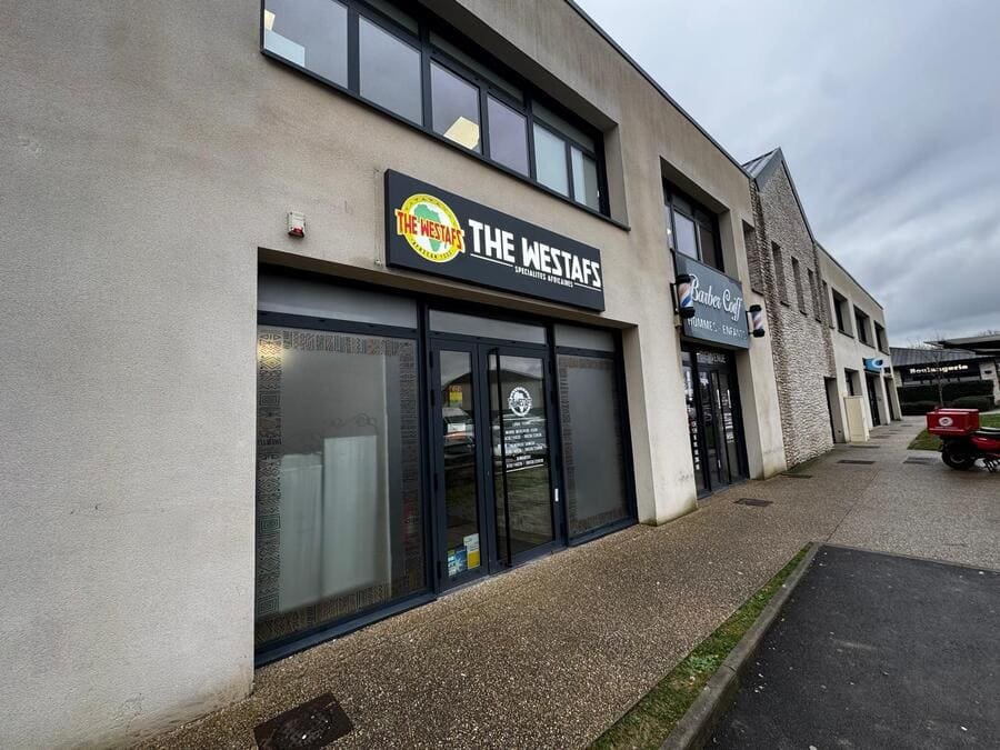 pose enseigne lumineuse magasin facade commerciale installation professionnelle boutique store led neon paris meilleur 6